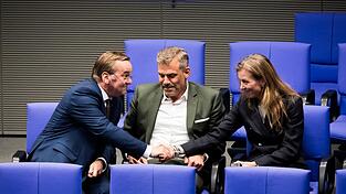 Die drei SPD-Verteidigungsexperten schrieben gemeinsam der Fraktion.
