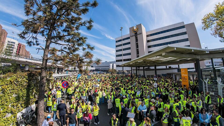 Streiks ersch&uuml;ttern die Lufthansa.