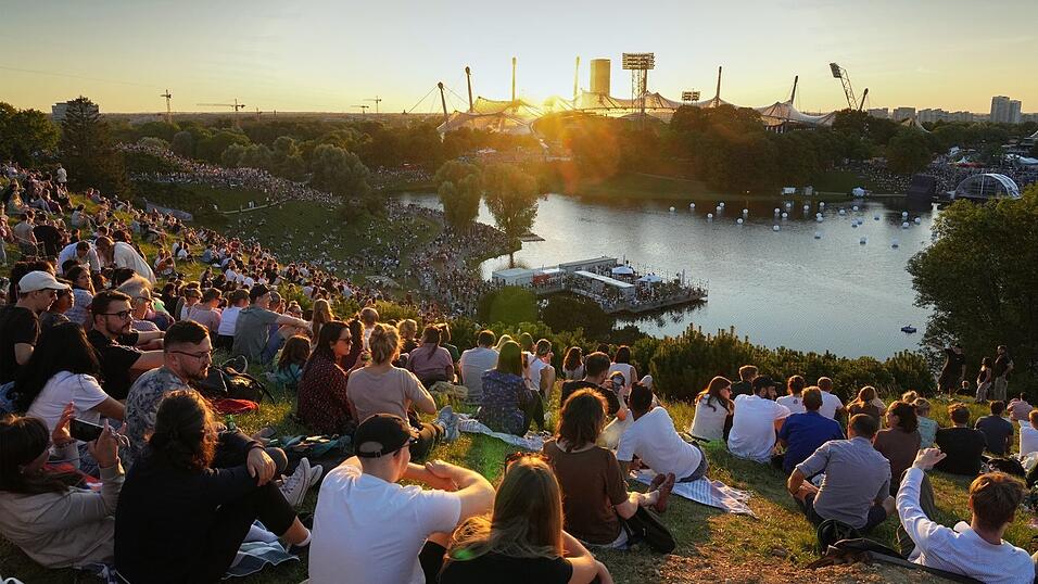 Bei den European Championships genossen zahlreiche Menschen die entspannte Stimmung im Olympiapark (Archivbild).