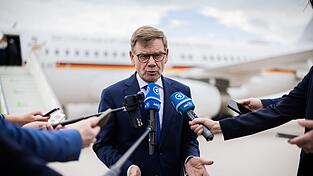 Außenminister Wadephul äußert sich zu den Vorgängen in der Türkei. Außenminister Wadephul äußert sich zu den Vorgängen in der Türkei.