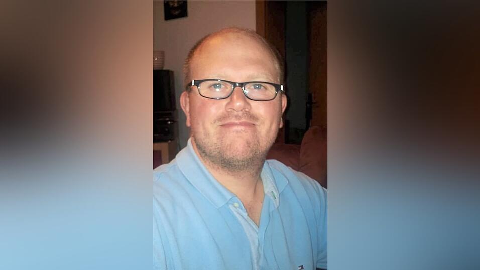 Die Haare weg, das Gesicht aufgedunsen: Schnitzbauer während der Chemo. 'Da wird man auf den wesentlichen Charakter reduziert.' Die Haare weg, das Gesicht aufgedunsen: Schnitzbauer während der Chemo. 'Da wird man auf den wesentlichen Charakter reduziert.'