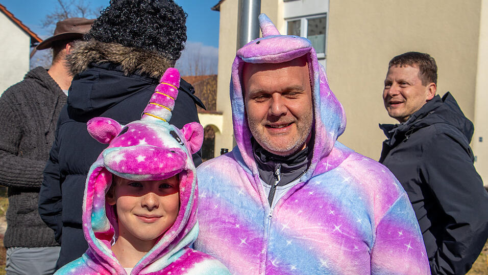 Am Samstag fand der Faschingsumzug in Otzing (Kreis Deggendorf) statt. Am Samstag fand der Faschingsumzug in Otzing (Kreis Deggendorf) statt.