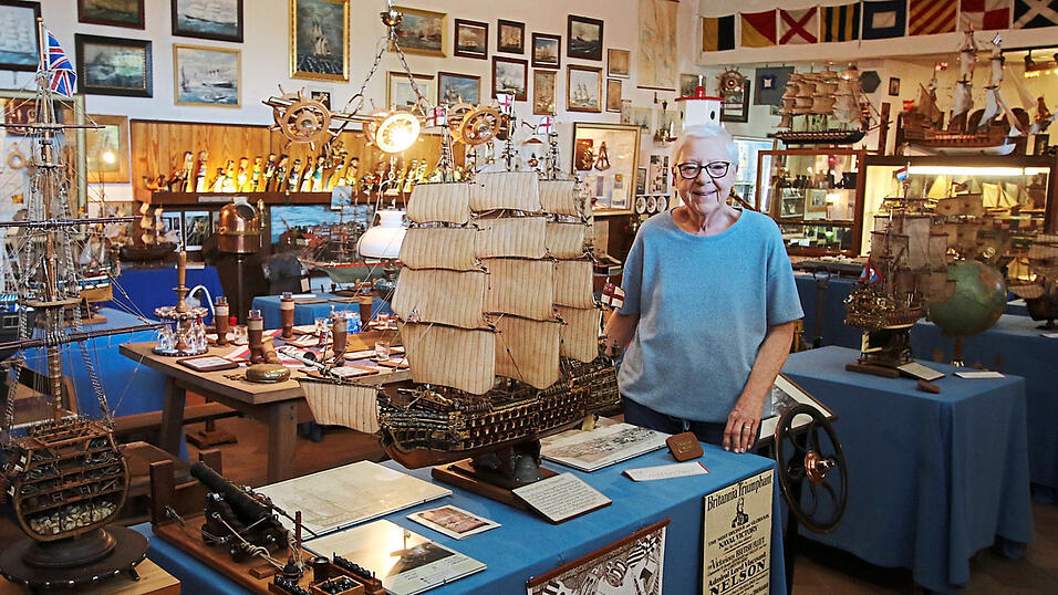 Über 31 Jahre betreute Hella Meister das Museum der Schifffahrt in Geiselhöring, das ihr ihr Vater hinterlassen hat. 'Hätte er mir ein Restaurant vermacht, hätte ich wenigstens Geld verdient,' sagt die 70-Jährige. Über 31 Jahre betreute Hella Meister das Museum der Schifffahrt in Geiselhöring, das ihr ihr Vater hinterlassen hat. 'Hätte er mir ein Restaurant vermacht, hätte ich wenigstens Geld verdient,' sagt die 70-Jährige.