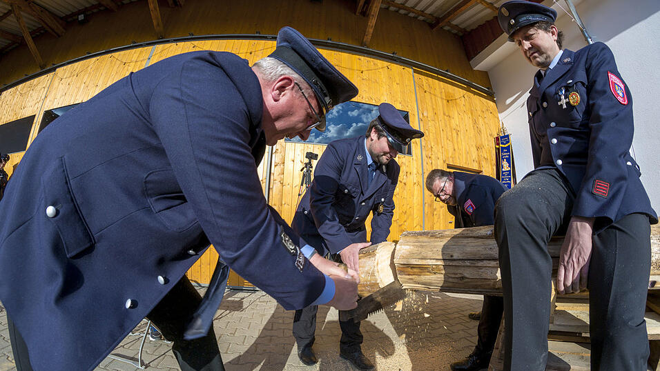 Impressionen vom Festutterbitten in Ast.