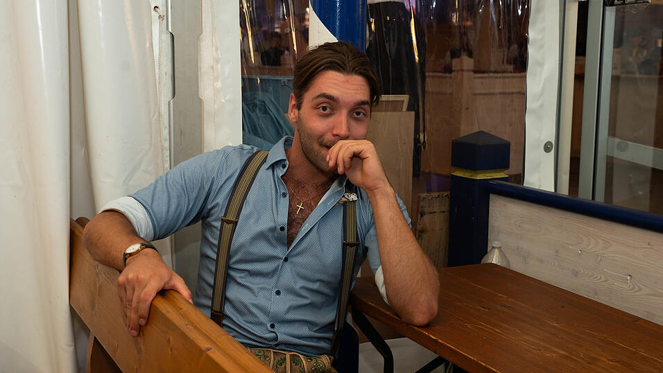 Die Partybilder vom Mittwoch, 12. August, aus dem Festzelt Reisinger. Die Partybilder vom Mittwoch, 12. August, aus dem Festzelt Reisinger.