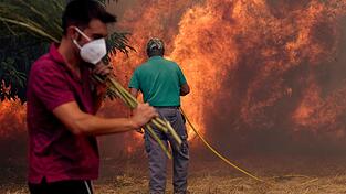 Es sind die schlimmsten Waldbrände seit Jahrzehnten in Spanien.