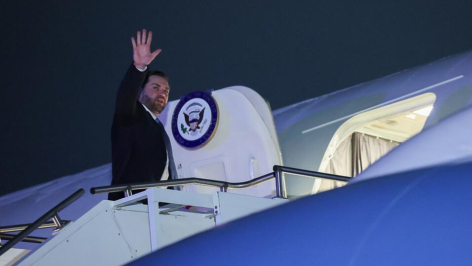 US-Vizepr&auml;sident Vance reiste am Freitag wieder ab - und lie&szlig; viele in M&uuml;nchen irritiert zur&uuml;ck.