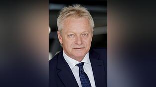 Bundeslandwirtschaftsminister Alois Rainer wird heuer die Eröffnungsrede auf dem Gäubodenvolksfest halten. (Archivbild) Bundeslandwirtschaftsminister Alois Rainer wird heuer die Eröffnungsrede auf dem Gäubodenvolksfest halten. (Archivbild)