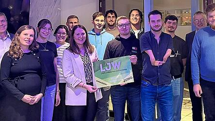 Das Durchschnittsalter der Jungen Liste betr&auml;gt 22,35 Jahre.