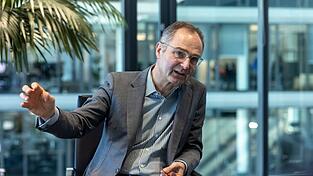 Deutsche-B&ouml;rse-Chef Stephan Leithner pl&auml;diert f&uuml;r einen Ausbau der privaten und betrieblichen Altersvorsorge.