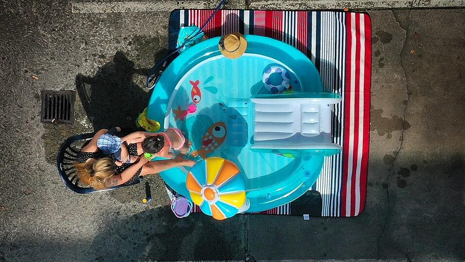 Manchmal sollte der Pool lieber leer bleiben. (Symbolbild) Manchmal sollte der Pool lieber leer bleiben. (Symbolbild)