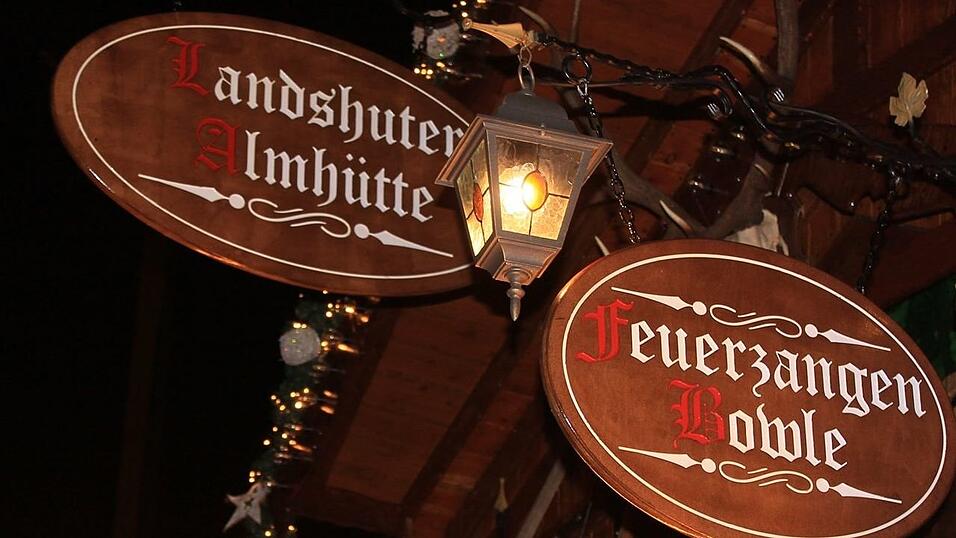 Am Donnerstagabend ist der Landshuter Christkindlmarkt eröffnet worden. Am Donnerstagabend ist der Landshuter Christkindlmarkt eröffnet worden.