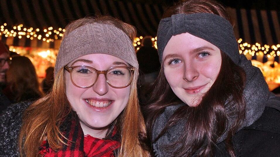 Der traditionelle Christkindlmarkt in Landshut z&auml;hlt zweifelsfrei zu den sch&ouml;nsten Bayerns. Daher pilgerten auch am Samstag, 15. Dezember, wieder etliche Besucher aus Nah und Fern zur Freyung.