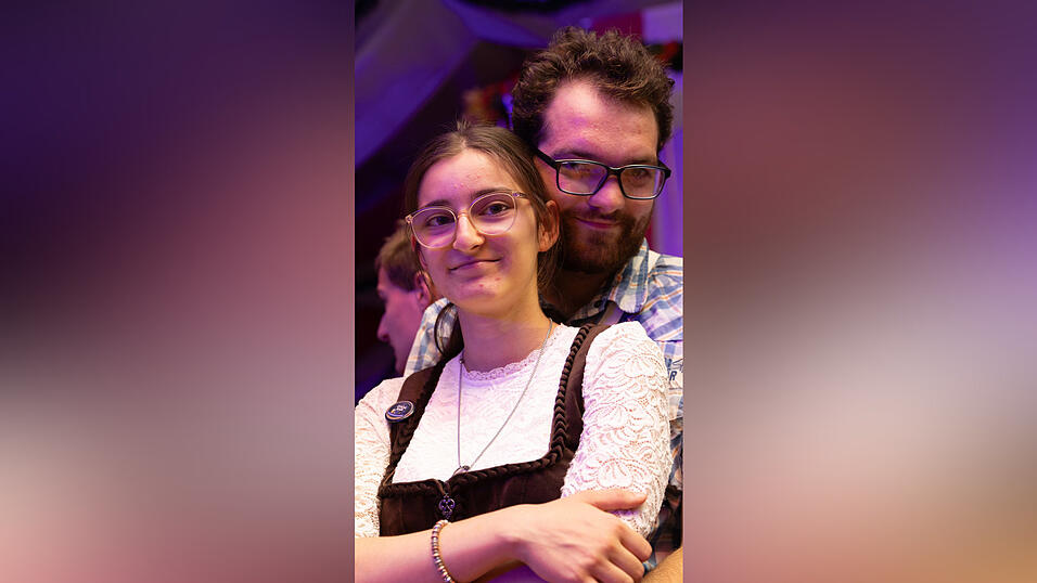 Die Partybilder vom Dienstag, 11. August, aus dem Festzelt Greindl. Die Partybilder vom Dienstag, 11. August, aus dem Festzelt Greindl.