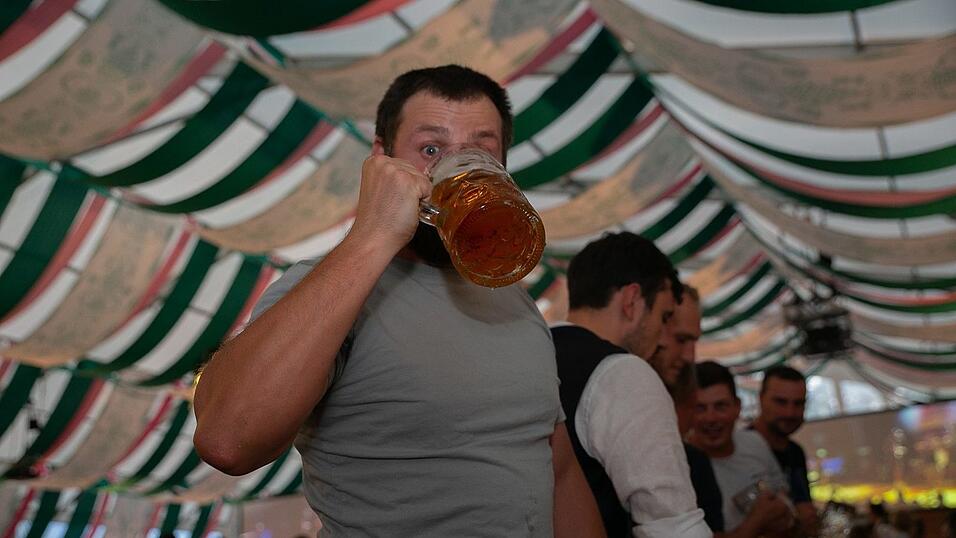 Die Partybilder von Mittwoch, 17. August 2022, aus dem Festzelt Weckmann.