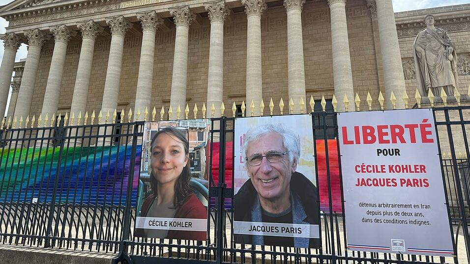 Immer wieder wurde in Frankreich die Freilassung von Kohler und Paris gefordert. (Archivbild) Immer wieder wurde in Frankreich die Freilassung von Kohler und Paris gefordert. (Archivbild)