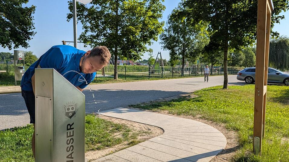 Maximilian Kelnberger und sein Team des Wasserwerks setzten die kleine Baumaßnahme in der Bonau selbst um.