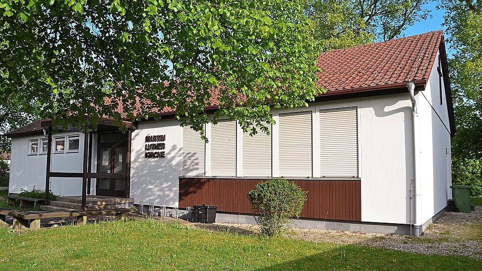 Außenansicht der Martin-Luther-Kirche. Außenansicht der Martin-Luther-Kirche.