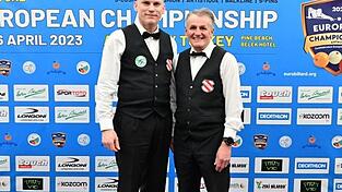 Platz sieben belegte das Landauer Team mit Wolfgang Zenkner und Christian Bichler (l.) bei der EM in Antalya, damit hatten sie ihr Ziel, den Einzug ins Viertelfinale, geschafft. Platz sieben belegte das Landauer Team mit Wolfgang Zenkner und Christian Bichler (l.) bei der EM in Antalya, damit hatten sie ihr Ziel, den Einzug ins Viertelfinale, geschafft.