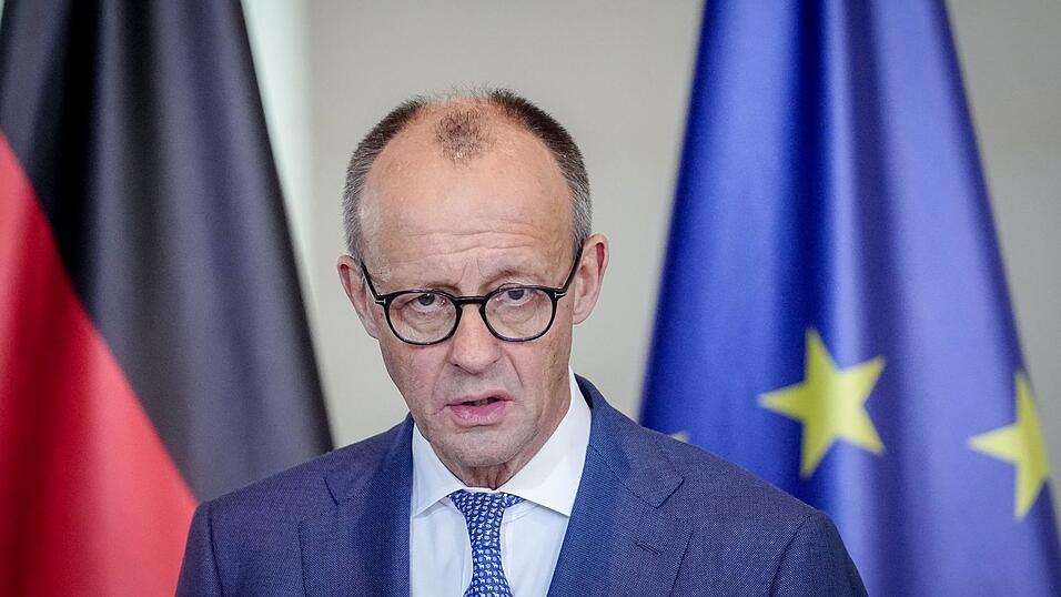 In den vergangenen Wochen hatte der Bundeskanzler von der EU-Kommission &Auml;nderungen beim urspr&uuml;nglich geplanten Verbrenner-Aus verlangt. (Archivbild)