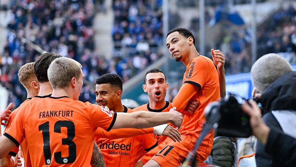 Lässt sich feiern: Eintracht-Torschütze Hugo Ekitiké