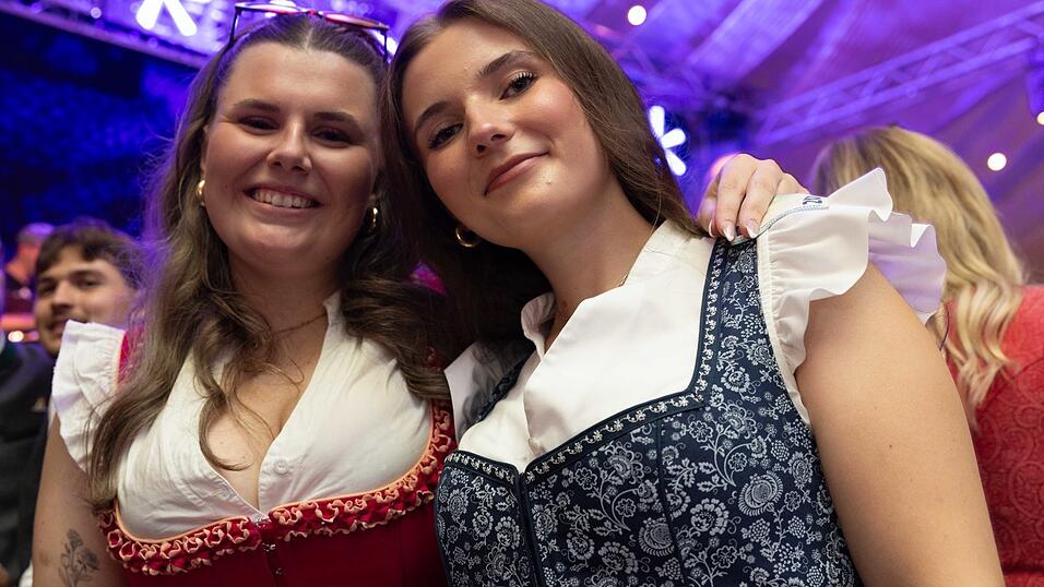 Die Partybilder vom Freitag, 7. August, aus dem Festzelt Reisinger. Die Partybilder vom Freitag, 7. August, aus dem Festzelt Reisinger.