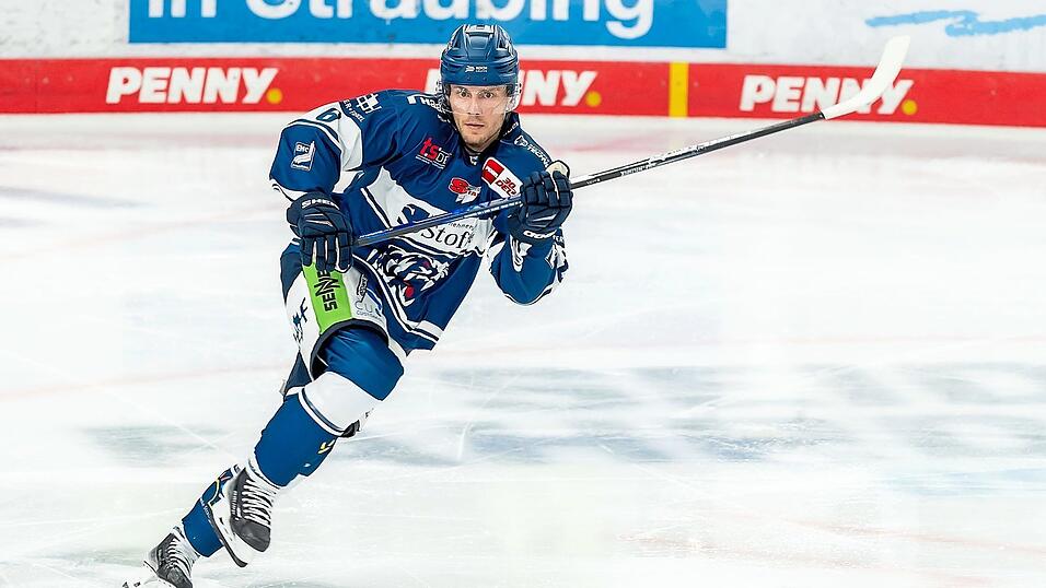 'Das schweißt mehr zusammen', sagt Parker Tuomie über die vielen Auswärtsspiele während der Vorbereitung auf die kommende DEL-Spielzeit. Am Freitag geht es in Zell am See gegen Wien weiter. 'Das schweißt mehr zusammen', sagt Parker Tuomie über die vielen Auswärtsspiele während der Vorbereitung auf die kommende DEL-Spielzeit. Am Freitag geht es in Zell am See gegen Wien weiter.