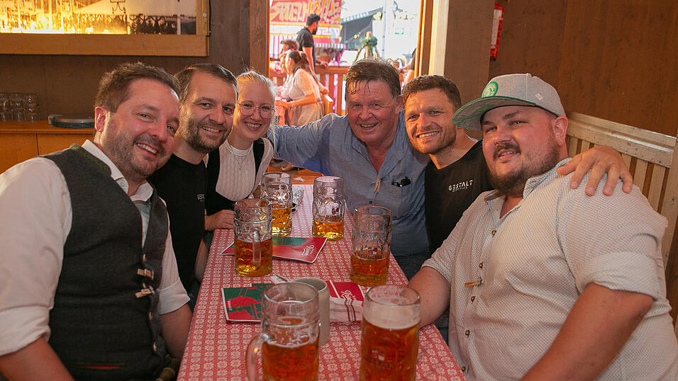 Die Partybilder von Dienstag, 16. August 2022, aus dem Festzelt Krönner.