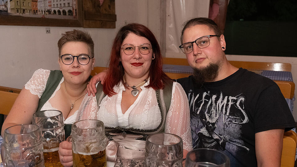 Die Partybilder vom Sonntag, 13. August 2023, aus dem Festzelt Greindl. Die Partybilder vom Sonntag, 13. August 2023, aus dem Festzelt Greindl.