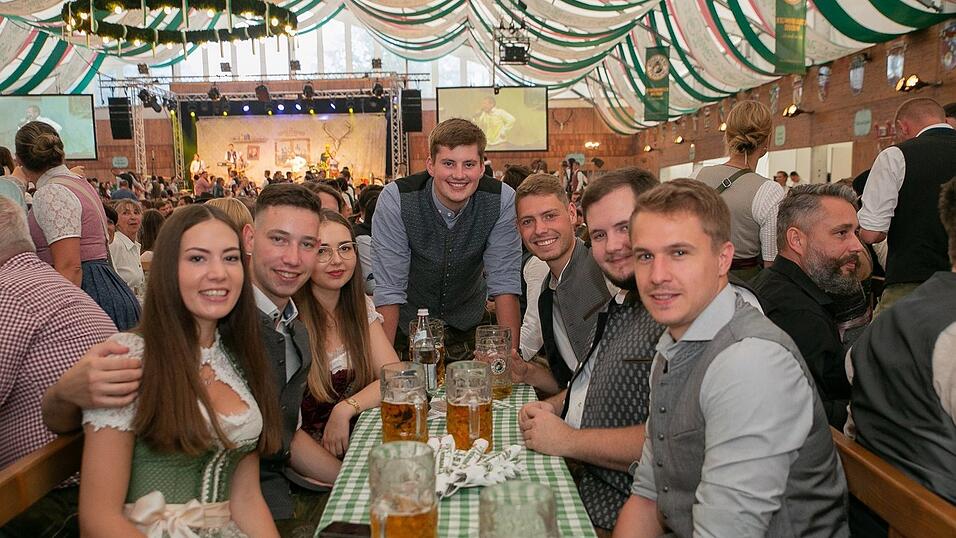Die Partybilder vom Freitag, 12. August 2022, aus dem Festzelt Weckmann.
