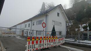 Die H&ouml;ckinger Stra&szlig;e ist nach dem Hangrutsch gesperrt.