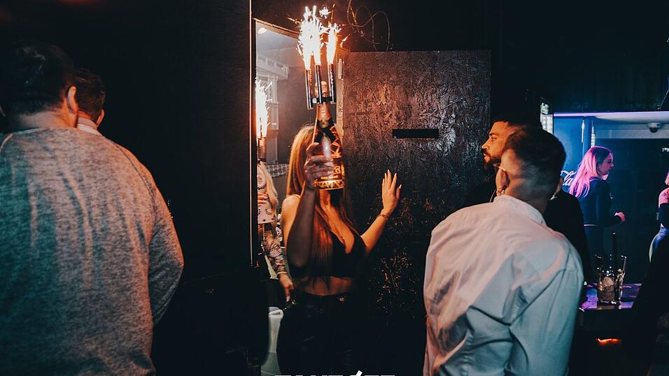 So wurde im Club Takeoff in Straubing am Wochenende gefeiert. So wurde im Club Takeoff in Straubing am Wochenende gefeiert.