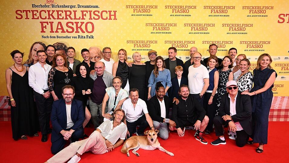 Das Filmteam ist für Bezzel schon wie eine Art Familie - nach nunmehr 10 Filmen. Das Filmteam ist für Bezzel schon wie eine Art Familie - nach nunmehr 10 Filmen.