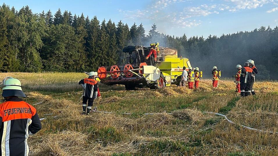 Im Einsatz waren die Feuerwehren Rettenbach, Hungersacker-Weihern und W&ouml;rth.