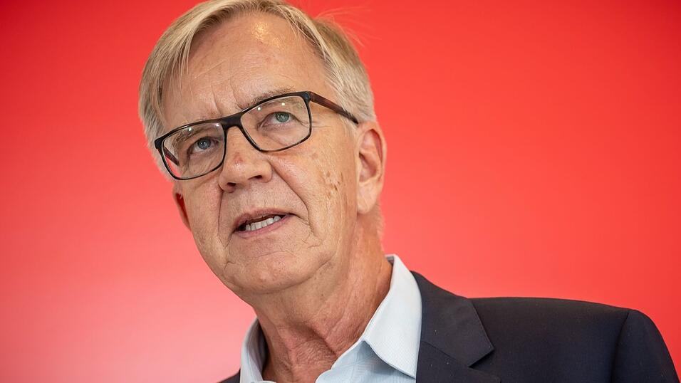 Der Linken-Abgeordnete Dietmar Bartsch fordert eine Lohnoffensive. (Archivbild)