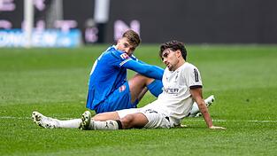 Entt&auml;uschte Gesichter nach einem 2:2 im Borussia-Park.