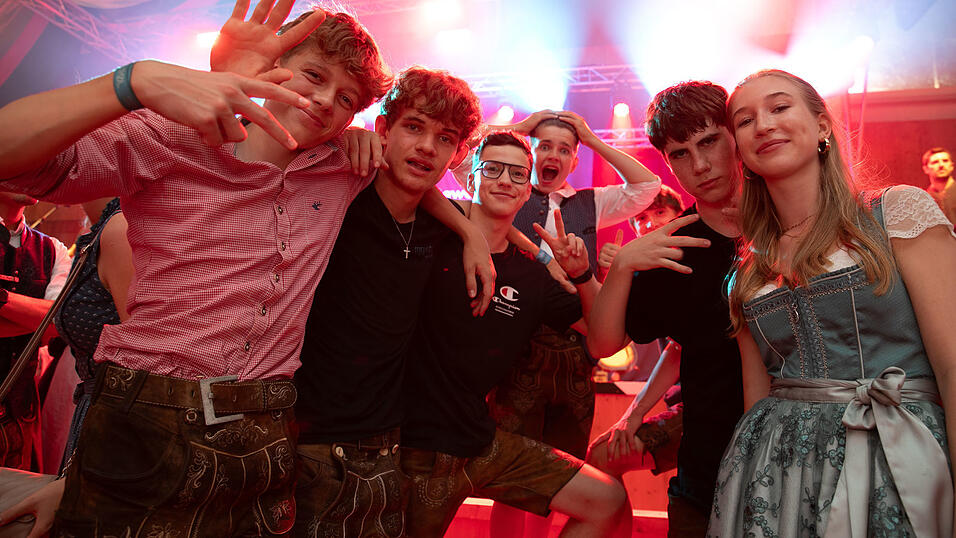 Die Partybilder vom Freitag, 15. August, aus dem Festzelt Weckmann. Die Partybilder vom Freitag, 15. August, aus dem Festzelt Weckmann.