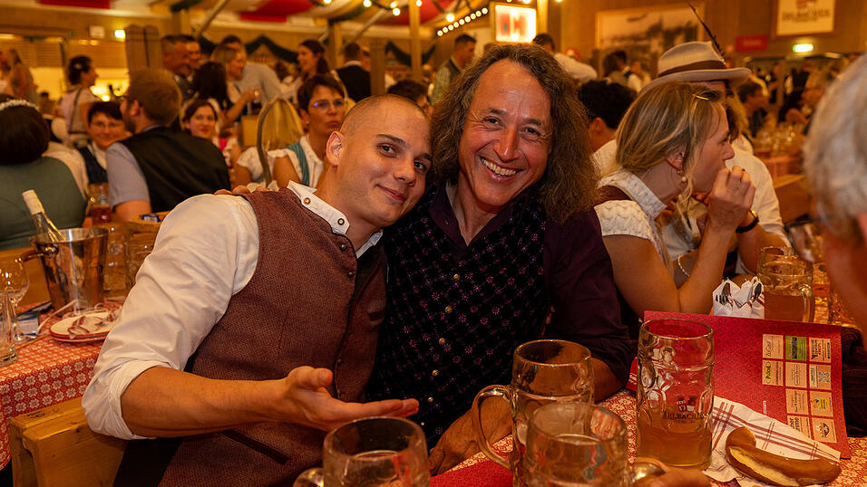 Die Partybilder vom Freitag, 9. August 2024, aus dem Festzelt Kr&ouml;nner.