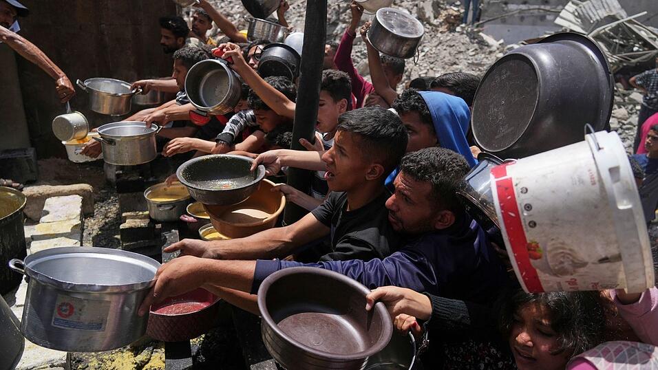 Viele Menschen im Gazastreifen leiden Hunger. (Archivbild)