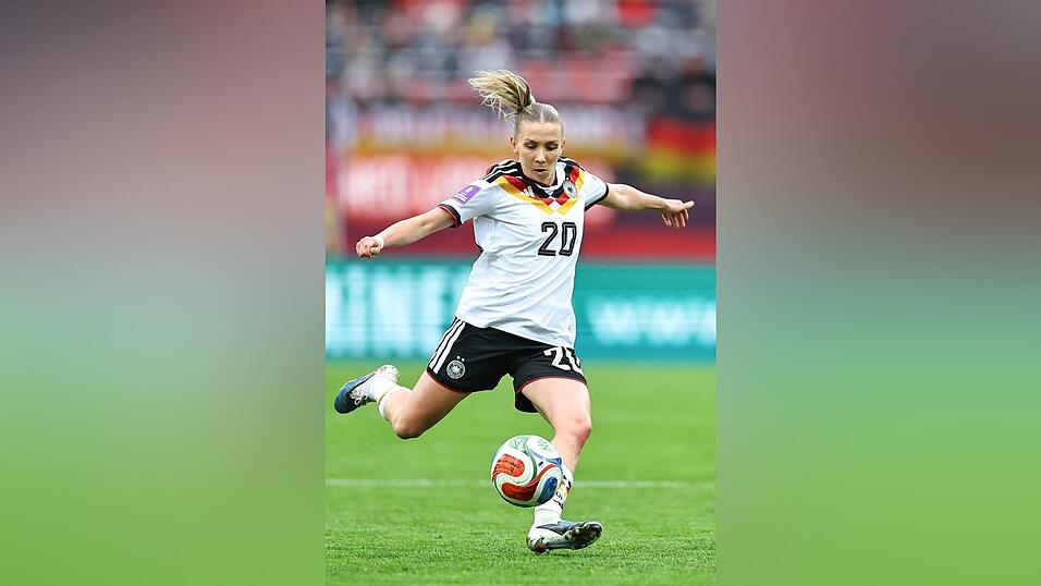 Feste Größe im deutschen Mittelfeld: Elisa Senß. Feste Größe im deutschen Mittelfeld: Elisa Senß.