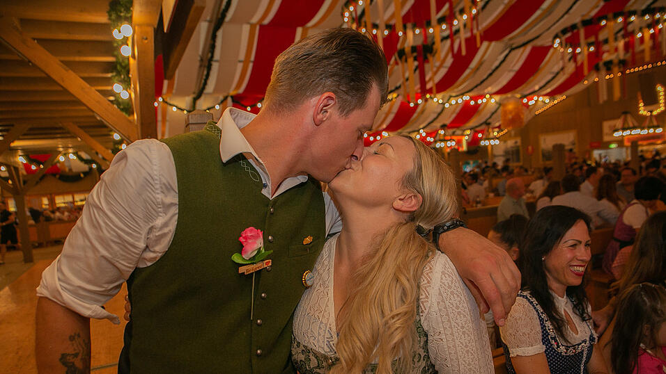Die Partybilder von Donnerstag, 18. August 2022, aus dem Festzelt Krönner.