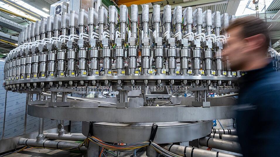 Die bayerische Industrie hat es im internationalen Wettbewerb schwer. (Archivbild) Die bayerische Industrie hat es im internationalen Wettbewerb schwer. (Archivbild)