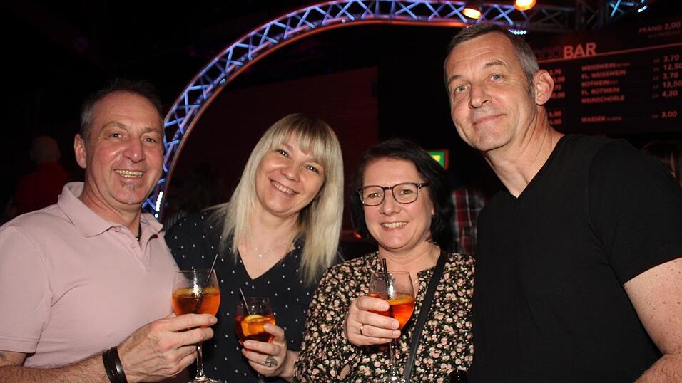 Auf der Eskara &Uuml;30-Party in Essenbach war wieder viel los.