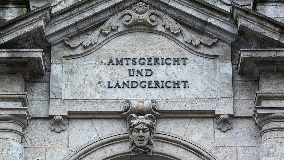 Das Landgericht Regensburg. Das Landgericht Regensburg.