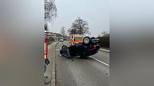 Das Auto drehte sich um 180 Grad.