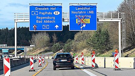 Die Arbeiten an der Autobahn A 93 gehen weiter.