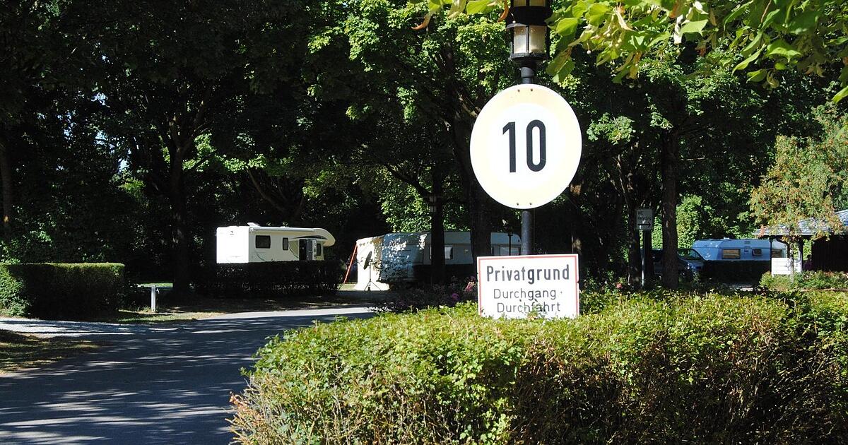Kind (9) von Vater geschlagen? Polizei-Einsatz am Straubinger Campingplatz