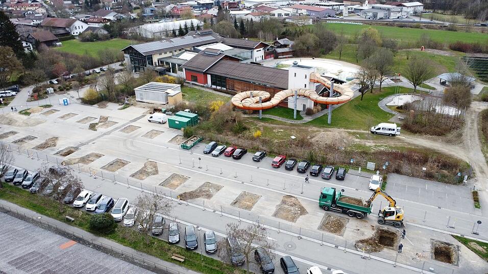 Blick auf die Baustelle beim Aqacur-Parkplatz. Blick auf die Baustelle beim Aqacur-Parkplatz.