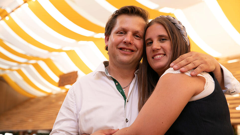 Die Partybilder vom Montag,11. August, aus dem Festzelt Nothaft. Die Partybilder vom Montag,11. August, aus dem Festzelt Nothaft.