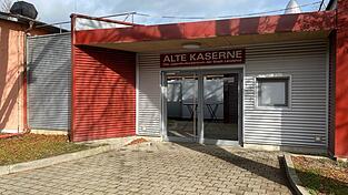 Die Alte Kaserne feiert 2026 ihr 25-jähriges Bestehen - mit einem offiziellen Teil und einer Abendveranstaltung mit jungen Bands. Die Alte Kaserne feiert 2026 ihr 25-jähriges Bestehen - mit einem offiziellen Teil und einer Abendveranstaltung mit jungen Bands.
